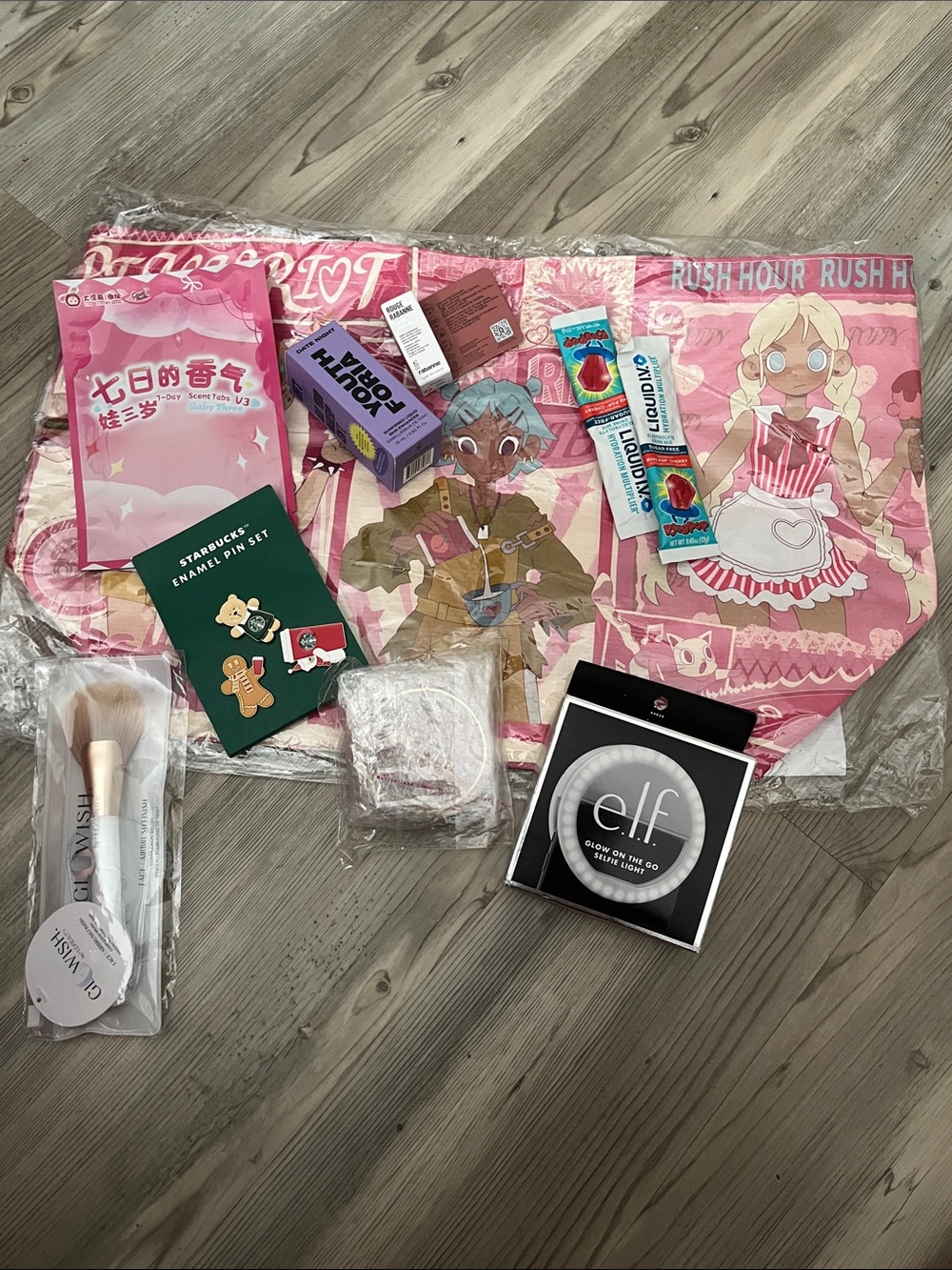 Peach Riot stuffed tote bag + beauty items